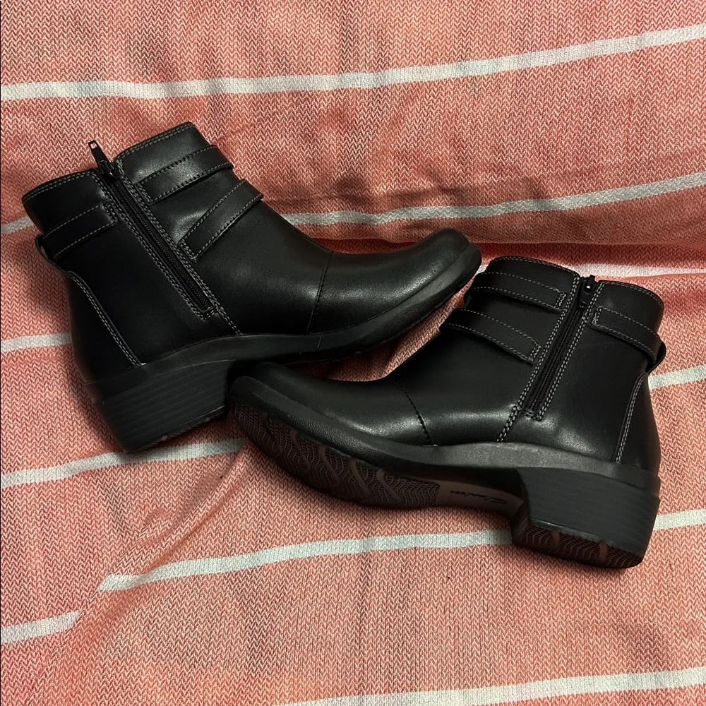 Clarks step out